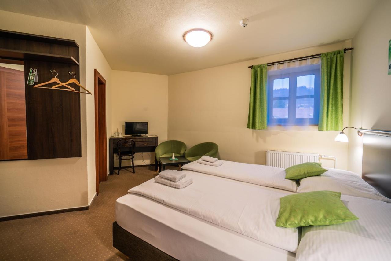 Hotel Koruna Prachatice Esterno foto