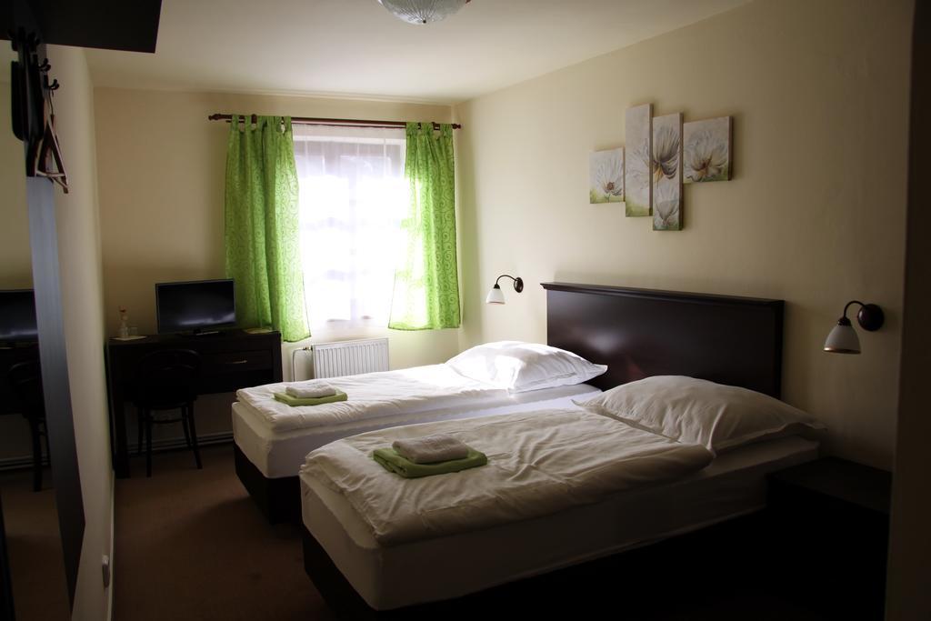 Hotel Koruna Prachatice Esterno foto