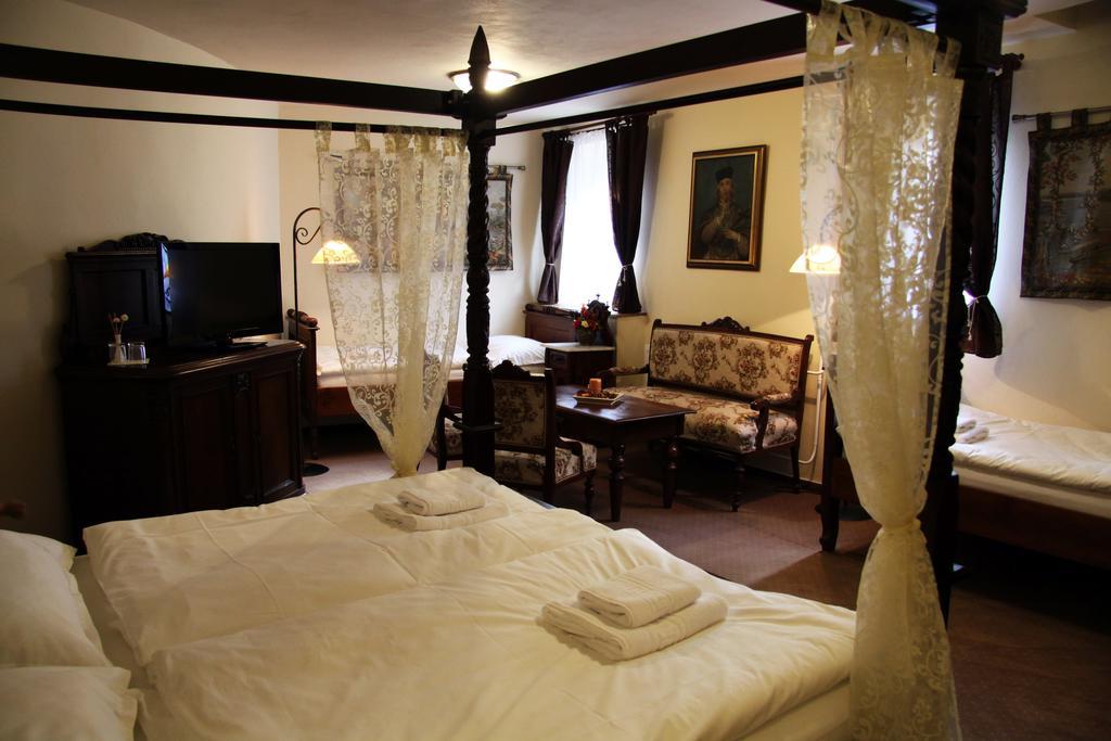 Hotel Koruna Prachatice Esterno foto